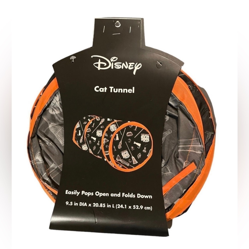 Disney Hocus Pocus Cat Tunnnel